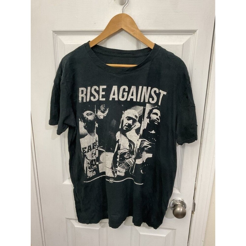 Rise Against Vintage Black Band T-Shirt Distressed